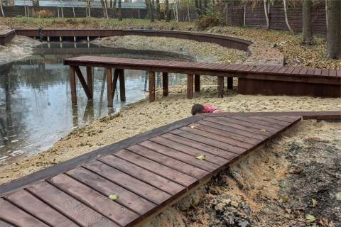 wooden boardwalk multi-level bridge construction