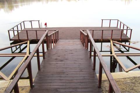 wooden pier metal frame platform