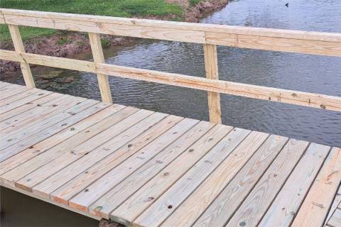 wooden pier railing construction
